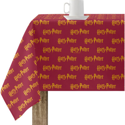 Mantel resinado (tacto plastificado) antimanchas modelo Harry Potter Basic 5 RedModelo: Harry Potter Basic 5 RedColor: multicolorComposición: Tejido 100% algodón resinado.Tipo de Confección: Tipo de Estampación: Estampamos en pigmento