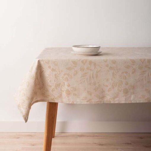 Mantel antimanchas jacquard Bacoli 32010D2 beig. Mantel confeccionado con un innovador acabado resinado