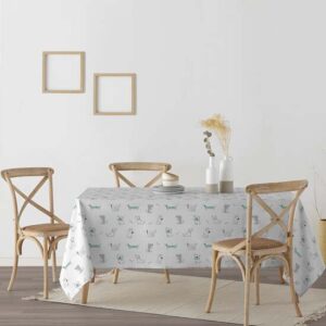 mantiene una flexibilidad que evita que se vuelva completamente rígido. Este mantel es 100% algodón Half Panamá lo que lo hace aún más atractivo al ser un tejido natural. Además