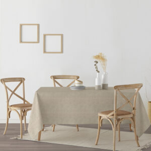 respetando la suavidad y la caída del tejido. Al ser un mantel antimanchas podemos usarlo también para el exterior. Mantel para mesas XL desde 100x180 cm hasta 300x180 cm