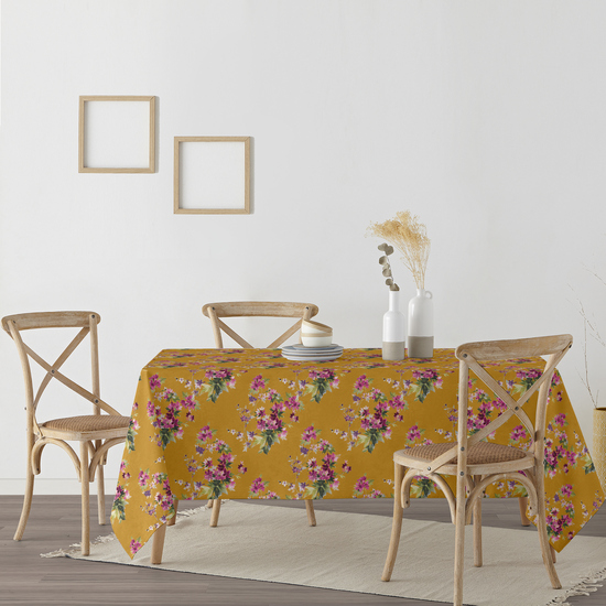 lo que le aporta un tacto plastificado