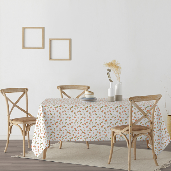 lo que le aporta un tacto plastificado