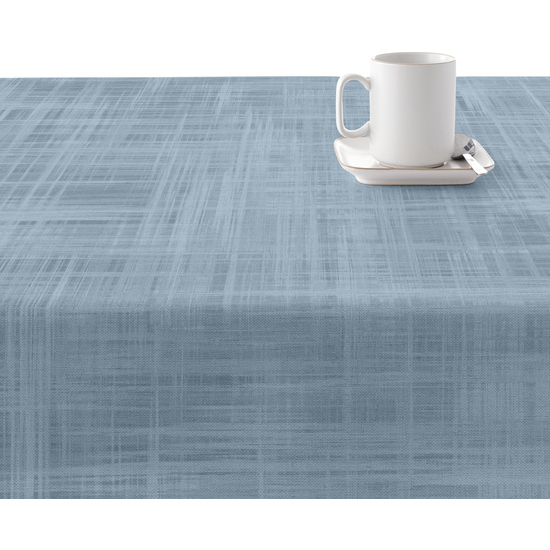 con dos capas de resina y una de teflón. Aporta un tacto plastificado y muy agradable