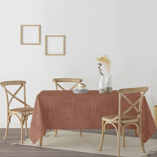 lo que le aporta un tacto plastificado