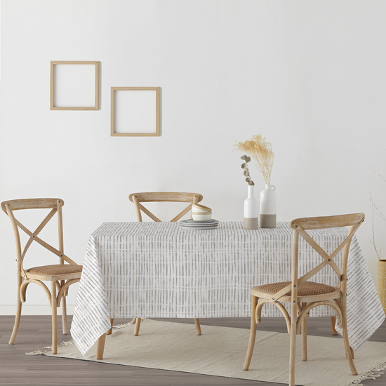 lo que le aporta un tacto plastificado