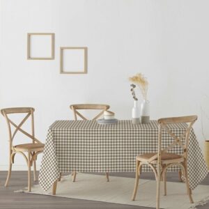 lo que le aporta un tacto plastificado