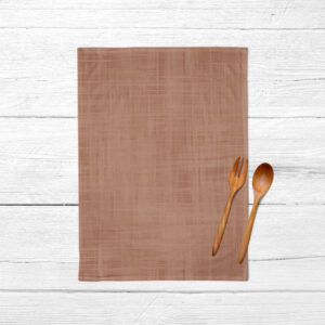 la calidad y el respeto por el medio ambiente. Combina tu mesa con la selección de servilletas