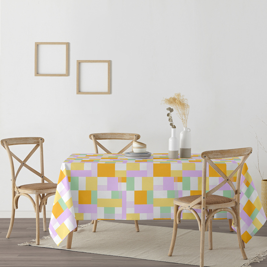 lo que le aporta un tacto plastificado