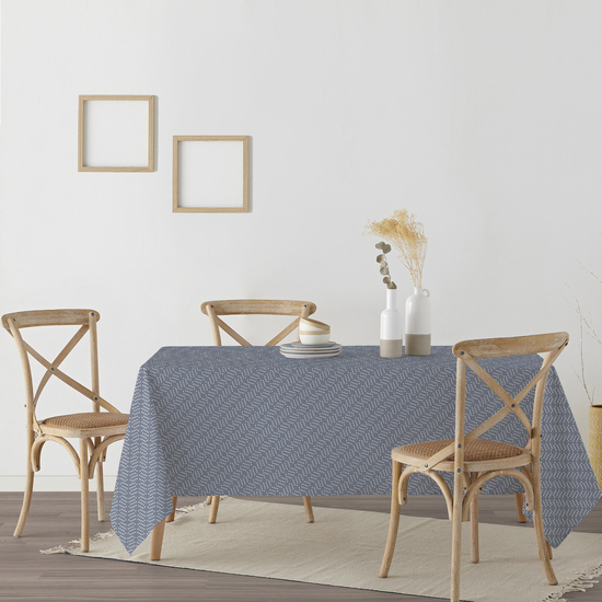 lo que le aporta un tacto plastificado