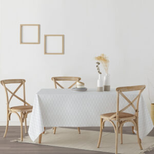 lo que le aporta un tacto plastificado