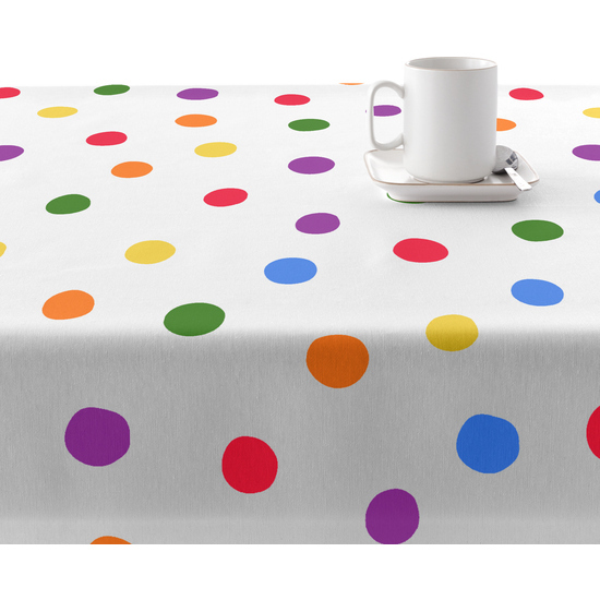 estos manteles son resistentes a las manchas y fáciles de limpiar. A pesar de su resinado