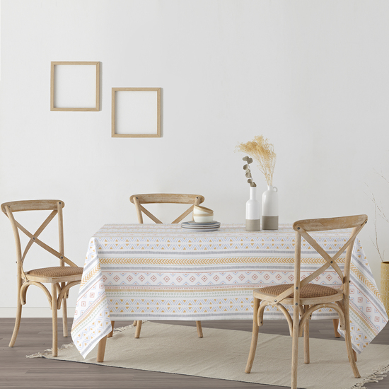 lo que le aporta un tacto plastificado