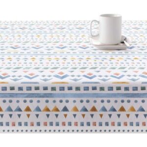 cuenta con dos capas de resina y una de teflón que le proporciona un tacto suave y no plastificado. Aunque incorpora propiedades impermeables