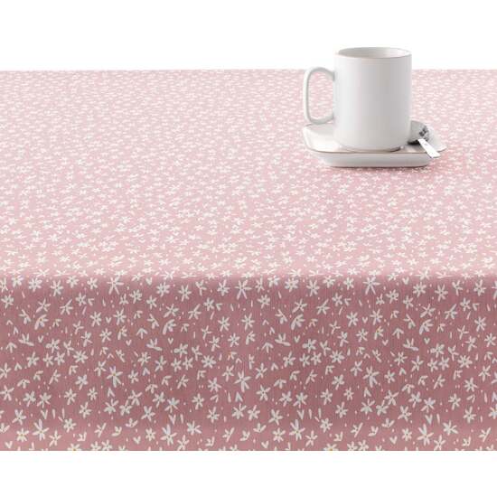 cuenta con dos capas de resina y una de teflón que le proporciona un tacto suave y no plastificado. Aunque incorpora propiedades impermeables