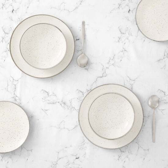 mantiene una flexibilidad que evita que se vuelva completamente rígido. Este mantel es 100% algodón orgánico