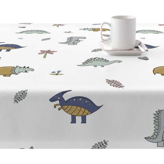 cuenta con dos capas de resina y una de teflón. Aunque incorpora propiedades impermeables