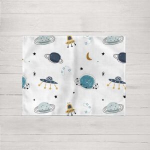 cuenta con dos capas de resina y una de teflón. Aunque incorpora propiedades impermeables