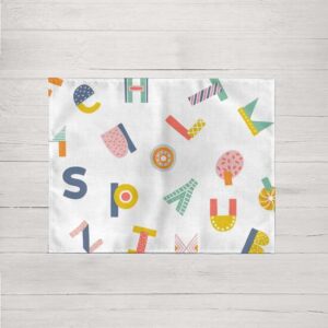 cuenta con dos capas de resina y una de teflón. Aunque incorpora propiedades impermeables