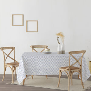 lo que le aporta un tacto plastificado