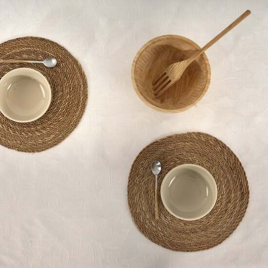 MANTEL ANTIMANCHAS JACQUARD MODELO ACACIA 3233 CRUDO 160X160 CM - Imagen 4